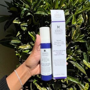 Kiehl's Retinol Skin-Renewing Daily Micro-Dose Serum (brand new/never used)